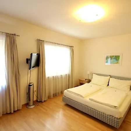 Carinthia Stadthotel 4* Κλάγκενφουρτ