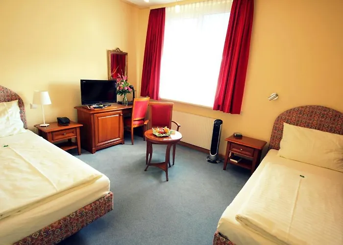 Carinthia Stadthotel Szálloda