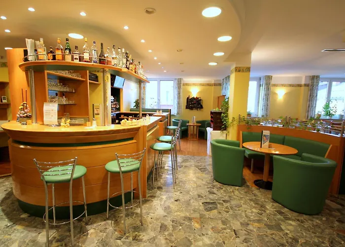 Carinthia Stadthotel 4*