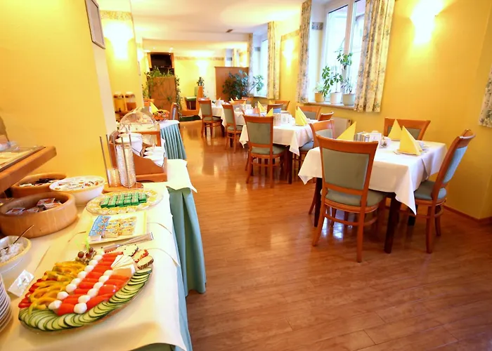 Szálloda Carinthia Stadthotel 4*
