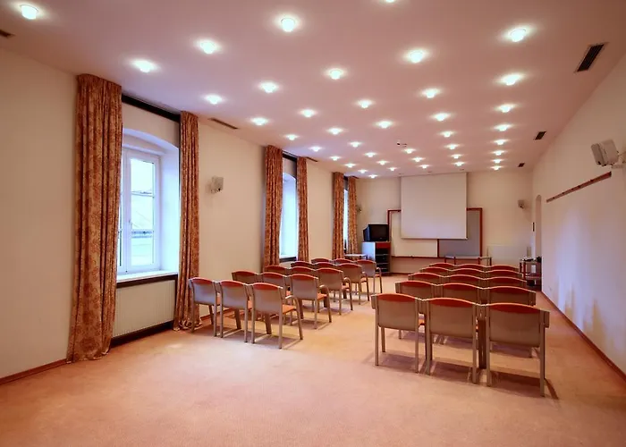 Szálloda Carinthia Stadthotel 4*